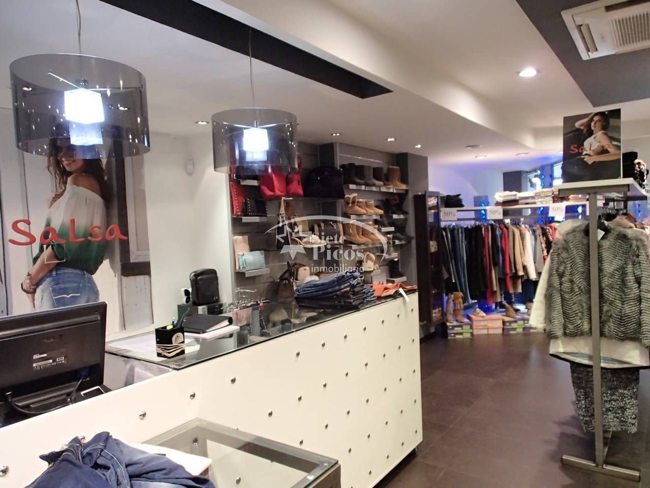 Propiedad comercial en Ávila, Spain 109 m² No. 250024