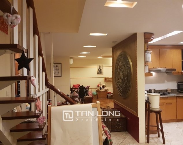 Apartamento de 4 dormitorios en Tay Ho, Vietnam No. 1726