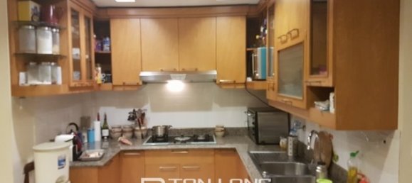 Apartamento de 4 dormitorios en Tay Ho, Vietnam No. 1726 8