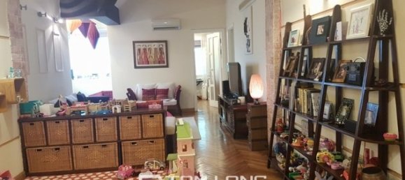 Apartamento de 4 dormitorios en Tay Ho, Vietnam No. 1726 5