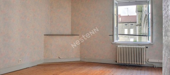 5 bedrooms House in Lacroix-sur-Meuse, France No. 74387 17