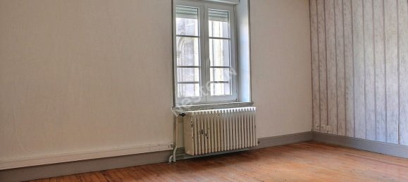 5 bedrooms House in Lacroix-sur-Meuse, France No. 74387 5