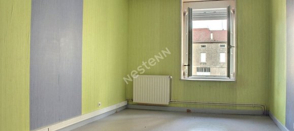 5 bedrooms House in Lacroix-sur-Meuse, France No. 74387 11