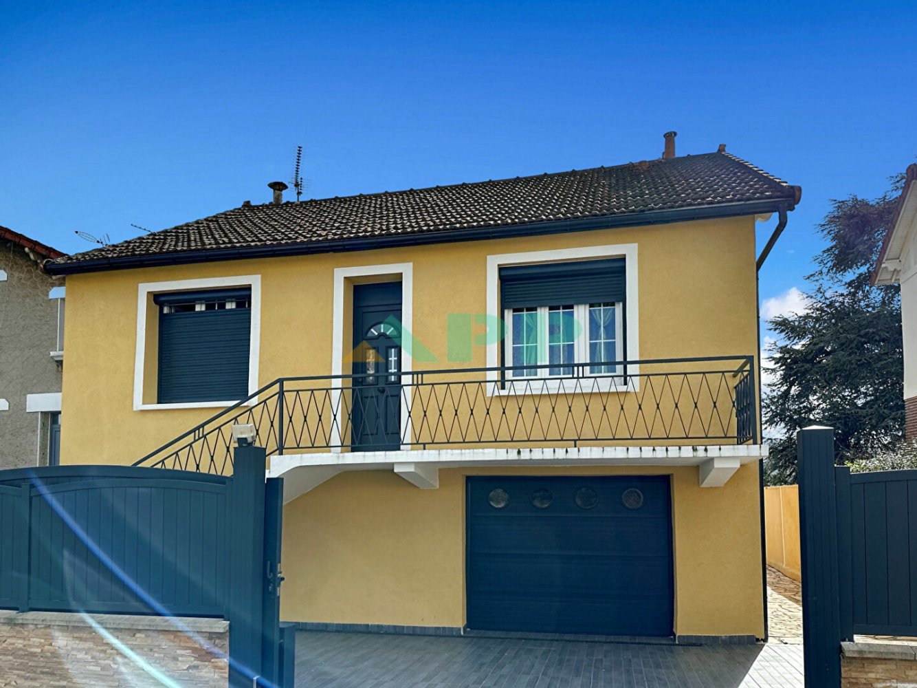 4 bedrooms House in Ablon-sur-Seine, France No. 182754