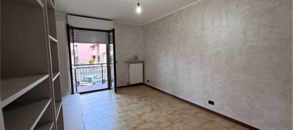 4 rooms Apartment in Alessandria, Italy No. 121105 26