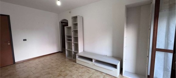 4 rooms Apartment in Alessandria, Italy No. 121105 27
