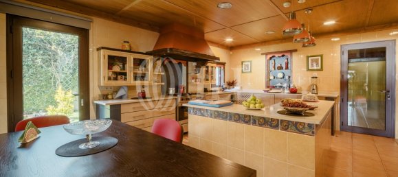 4 Schlafzimmer Villa in Funchal, Portugal, Nr. 127393 12