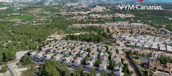 Villa de 3 dormitorios en Polop, Spain No. 16108 4