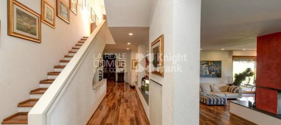 7 bedrooms Villa in San Fermo della Battaglia, Italy No. 56612 36