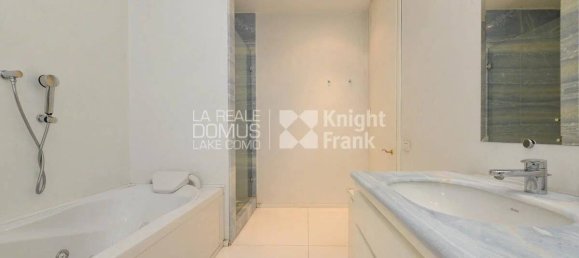 7 bedrooms Villa in San Fermo della Battaglia, Italy No. 56612 33