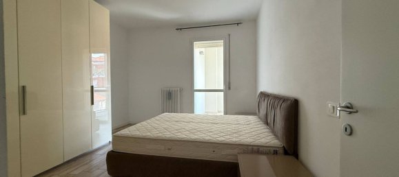 4 bedrooms Apartment in Pesaro, Italy No. 329916 8