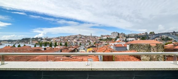 2 bedrooms Condo in Vila Nova de Gaia, Portugal No. 7034 3