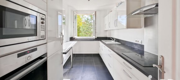 3 bedrooms Apartment in Saint-Cloud, France No. 327084 9