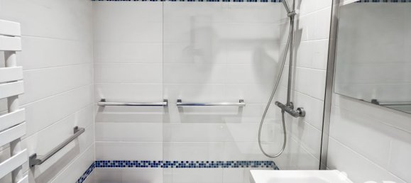 3 bedrooms Apartment in Saint-Cloud, France No. 327084 15