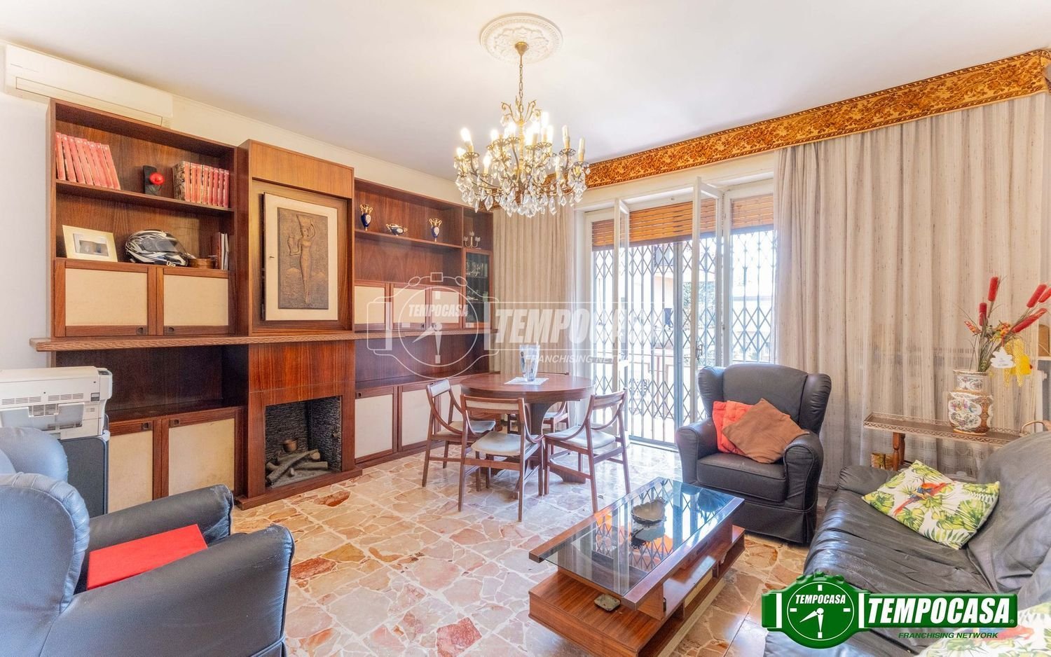 Apartamento de 3 divisões em Magenta, Italy N.º 267981