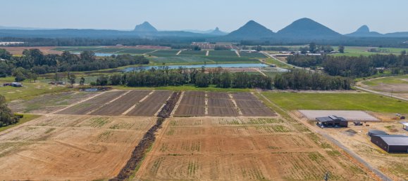 Terreno en Wamuran, Australia 40470 m² No. 182 17