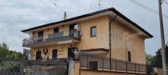 Apartamento de 4 divisões em Rome, Italy N.º 197782 12