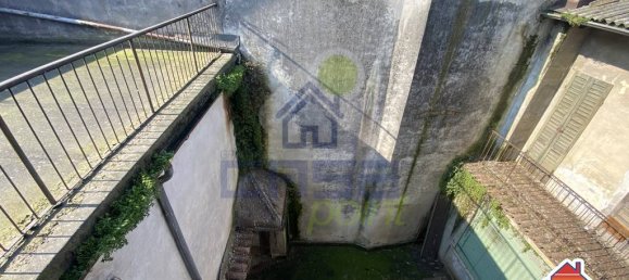 Edificio de 5 habitaciónes en Crema, Italy No. 137757 3