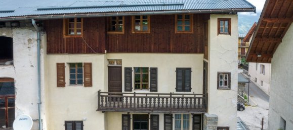 2 bedrooms Apartment in Les Allues, France No. 1186 3