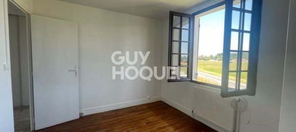 2 bedrooms House in Marigny, France No. 270306 3