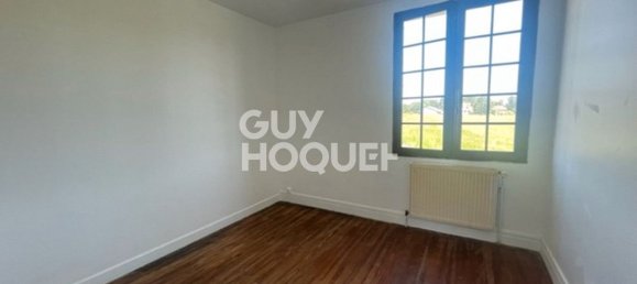 2 bedrooms House in Marigny, France No. 270306 2