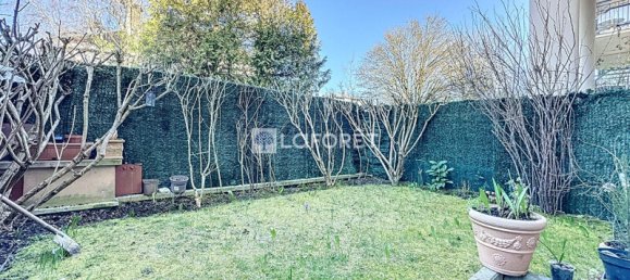 Studio in Saint-Cyr-l'Ecole, France No. 141185 7