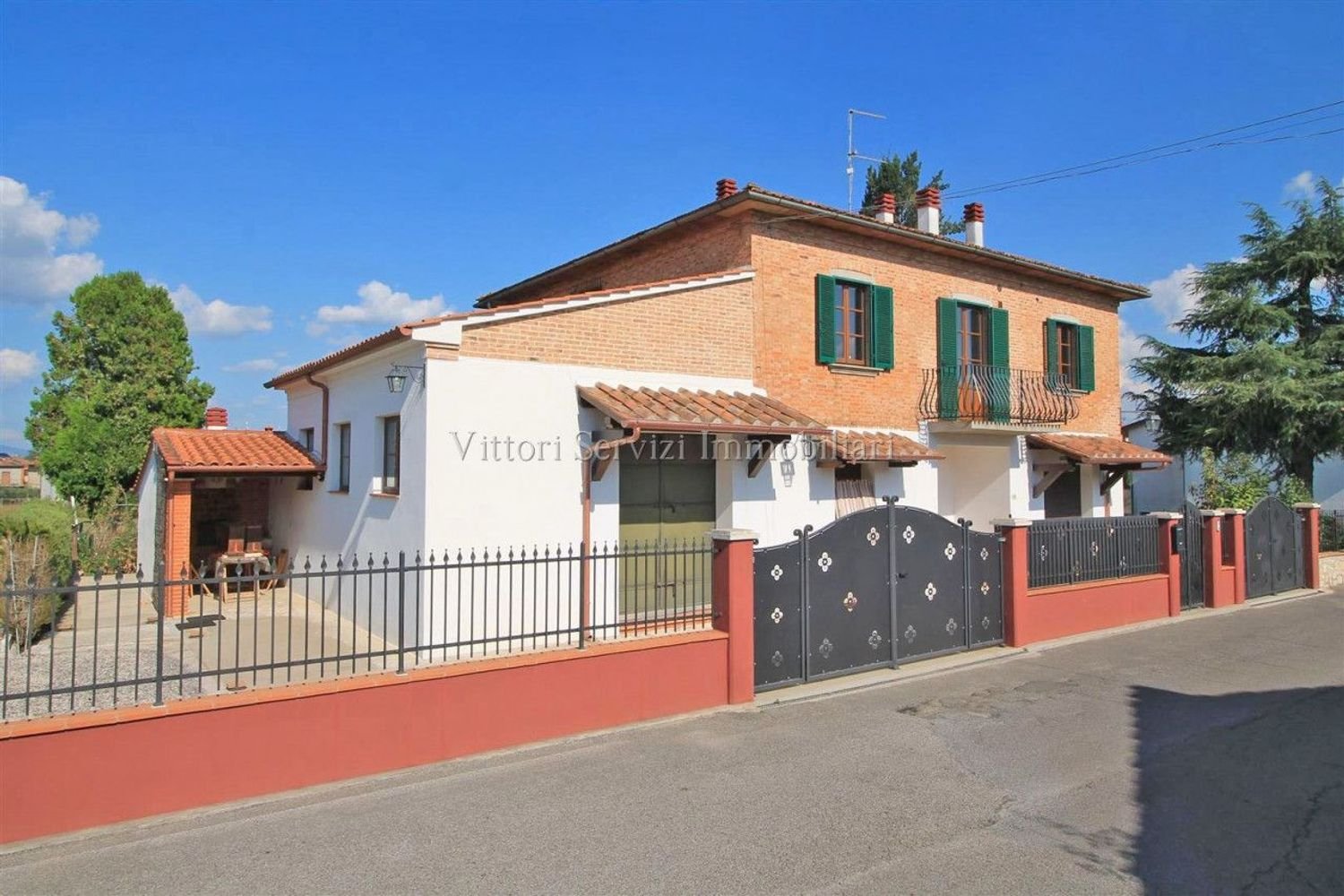 9 Schlafzimmer Haus in Torrita di Siena, Italy, Nr. 379545