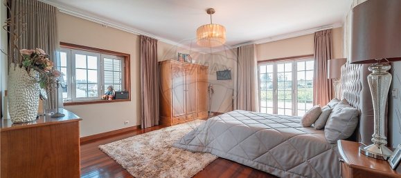 3 bedrooms House in Felgueiras, Portugal No. 20027 4