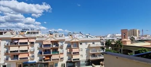 3 bedrooms Penthouse in Estepona, Spain No. 44863 24