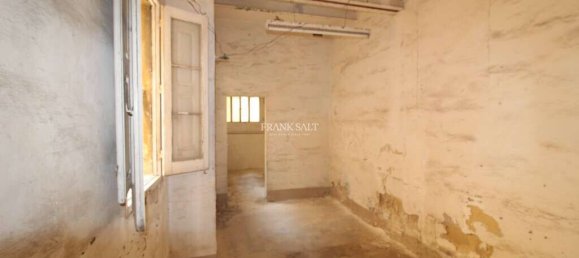 4 Schlafzimmer Stadthaus in Paola, Malta, Nr. 1736 4