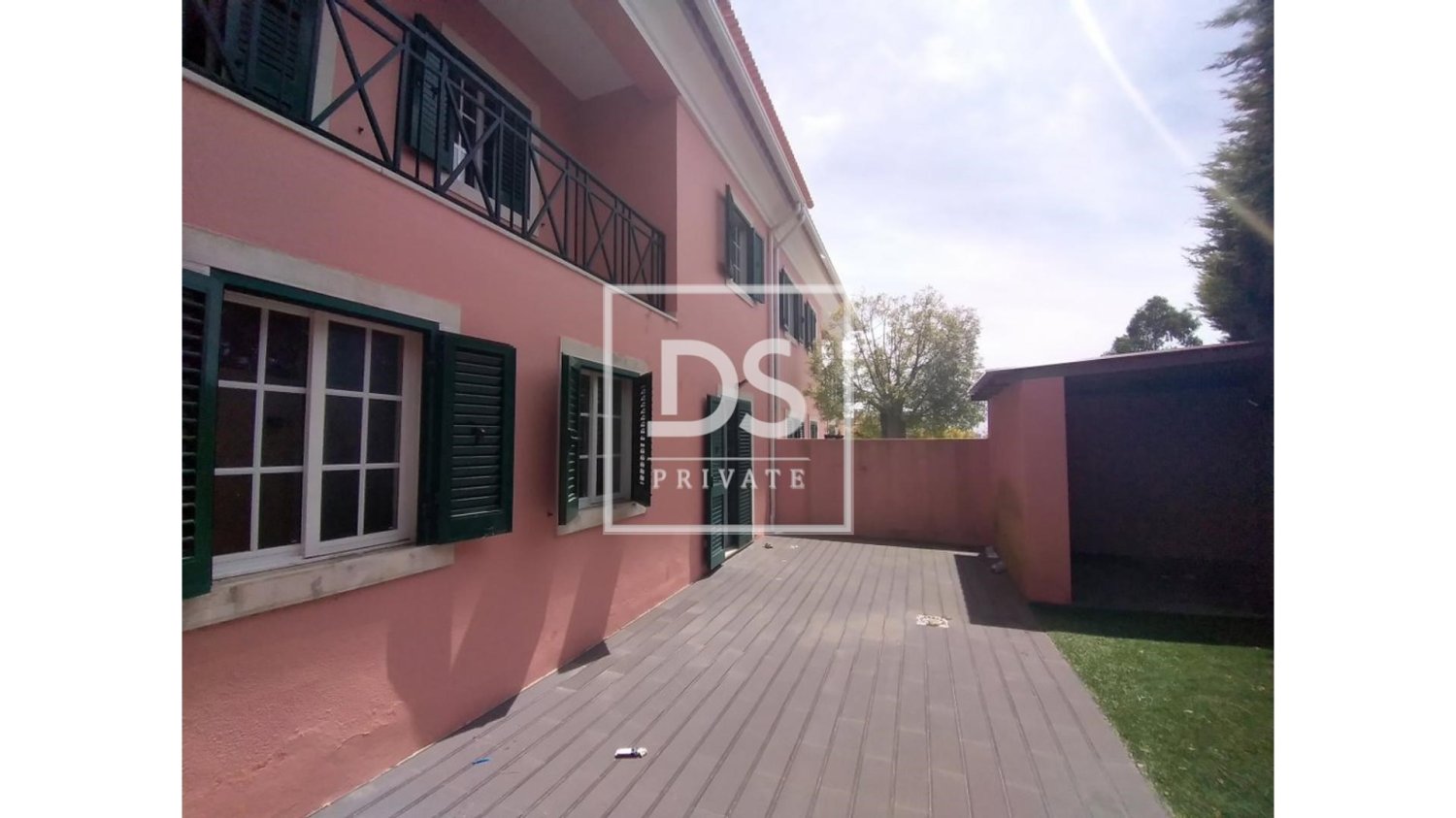 7 bedrooms House in Rio de Mouro, Portugal No. 166104