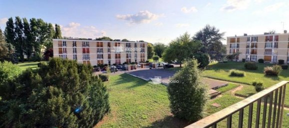 Apartamento de 3 dormitorios en Saint-Germain-les-Arpajon, France No. 283383 6