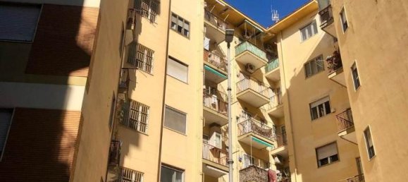 4-salle Appartement à Salerno, Italy No. 38077 34