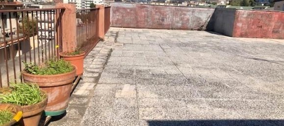 4-salle Appartement à Salerno, Italy No. 38077 32