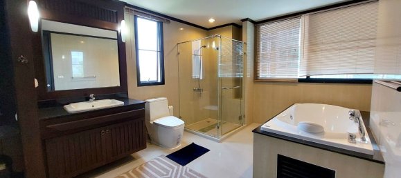 2 bedrooms Condo in Pattaya, Thailand No. 5590 5