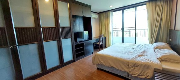 2 bedrooms Condo in Pattaya, Thailand No. 5590 11