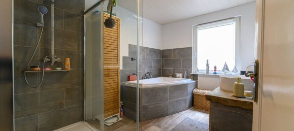 4 rooms House in Hagen, Germany No. 9663 10