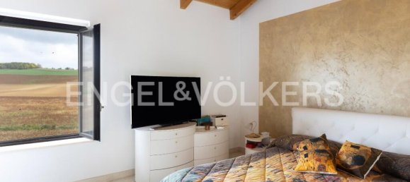3 Schlafzimmer Haus in Quargnento, Italy, Nr. 151763 10