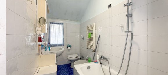 2 rooms Apartment in Sesto San Giovanni, Italy No. 179824 15