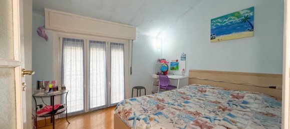 2 rooms Apartment in Sesto San Giovanni, Italy No. 179824 3