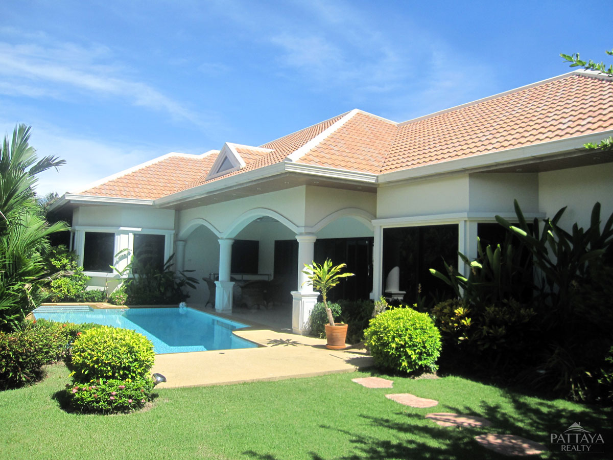 3 bedrooms Cafe / restaurant in Pattaya, Thailand No. 1328