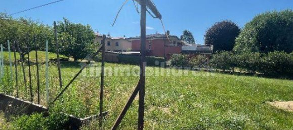 4 bedrooms Villa in Buguggiate, Italy No. 326549 6