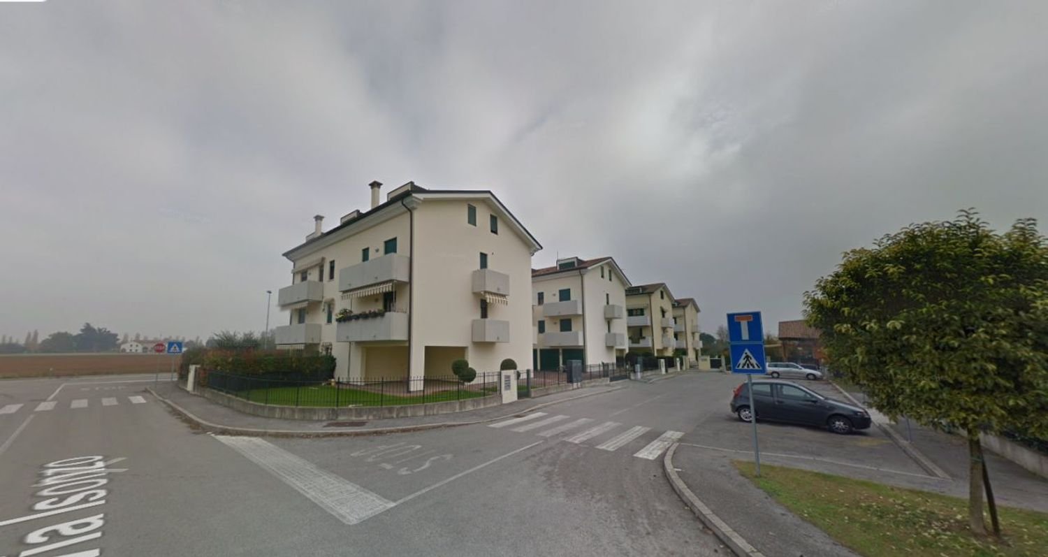 3 bedrooms Apartment in Mestrino, Italy No. 356935