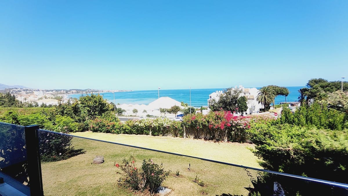 2 bedrooms Duplex in Mijas, Spain No. 131648