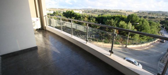 3 chambres Appartement à Saint Paul's Bay, Malta No. 9956 6