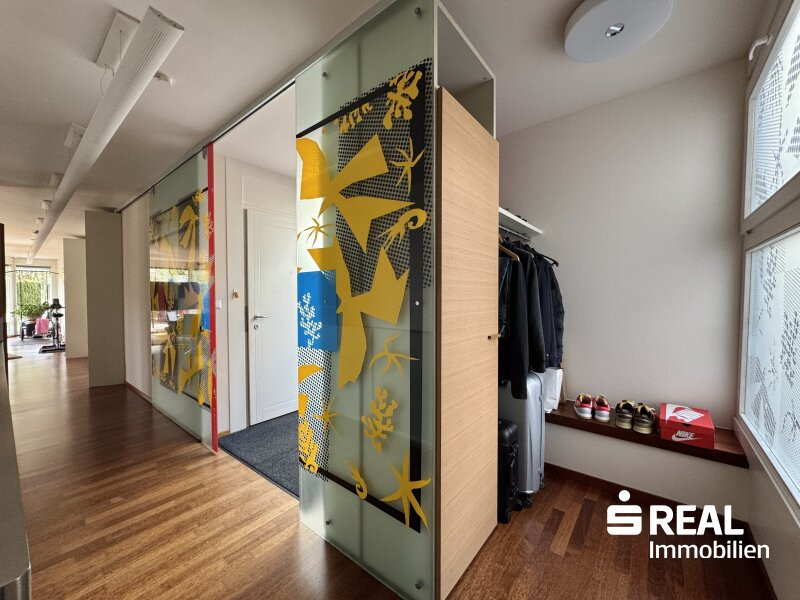 4 rooms Apartment in Innsbruck-Stadt, Austria No. 131357