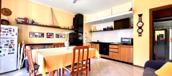 Квартира с 2 спальнями в Ортоверо, Италия № 380179 3