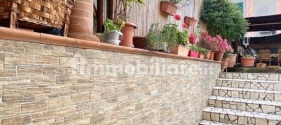 Casa de 5 habitaciónes en Massa, Italy No. 215046 4