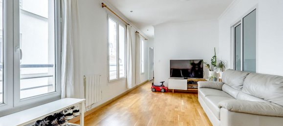 2 bedrooms Apartment in Paris, France No. 141984 3