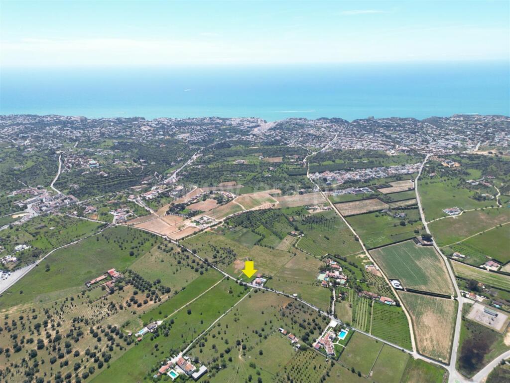 Земельный участок в Лагоа, Португалия № 194342